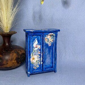 Handpainted bluel tall hutch/armoire Dollhouse Miniature 1:12 doll furniture